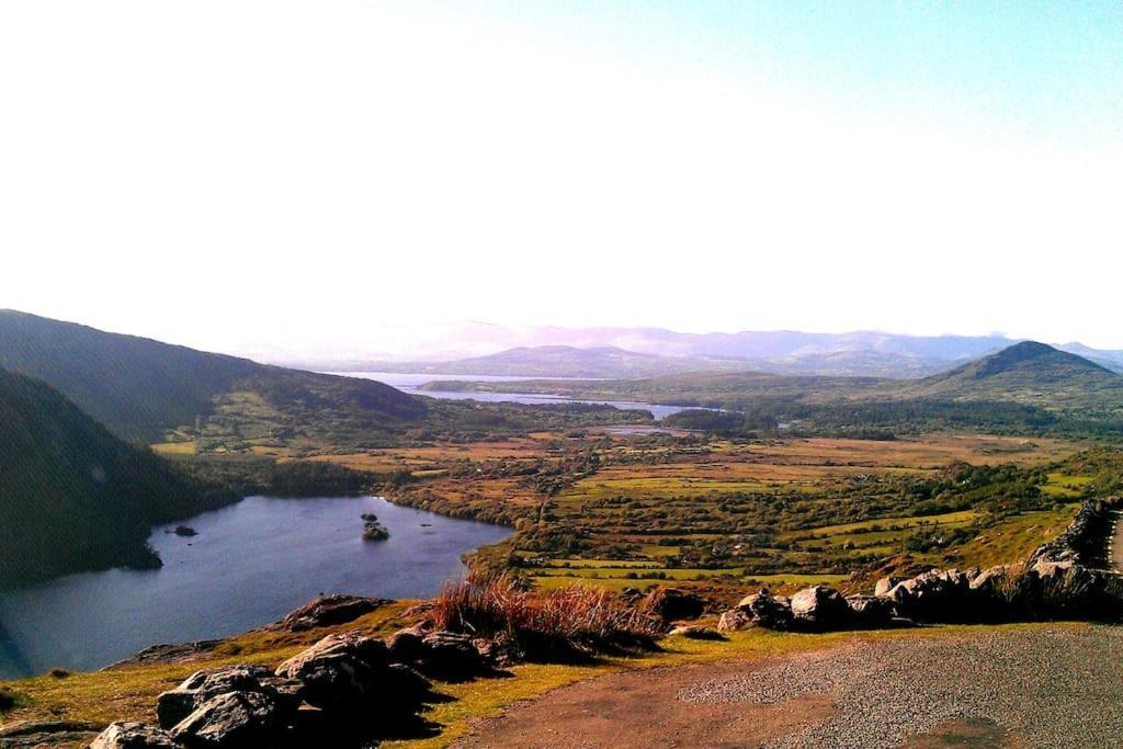 Secluded Cottage Nestled In The Beara Peninsula 킬라니 외부 사진
