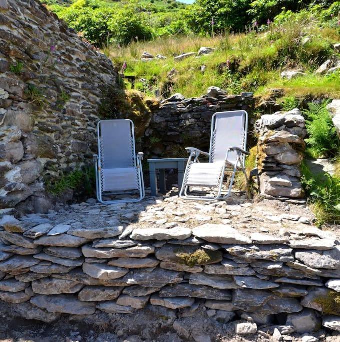 Secluded Cottage Nestled In The Beara Peninsula 킬라니 외부 사진